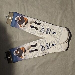 NWT Seattle Seahawks Strideline Kenneth Walker premium socks